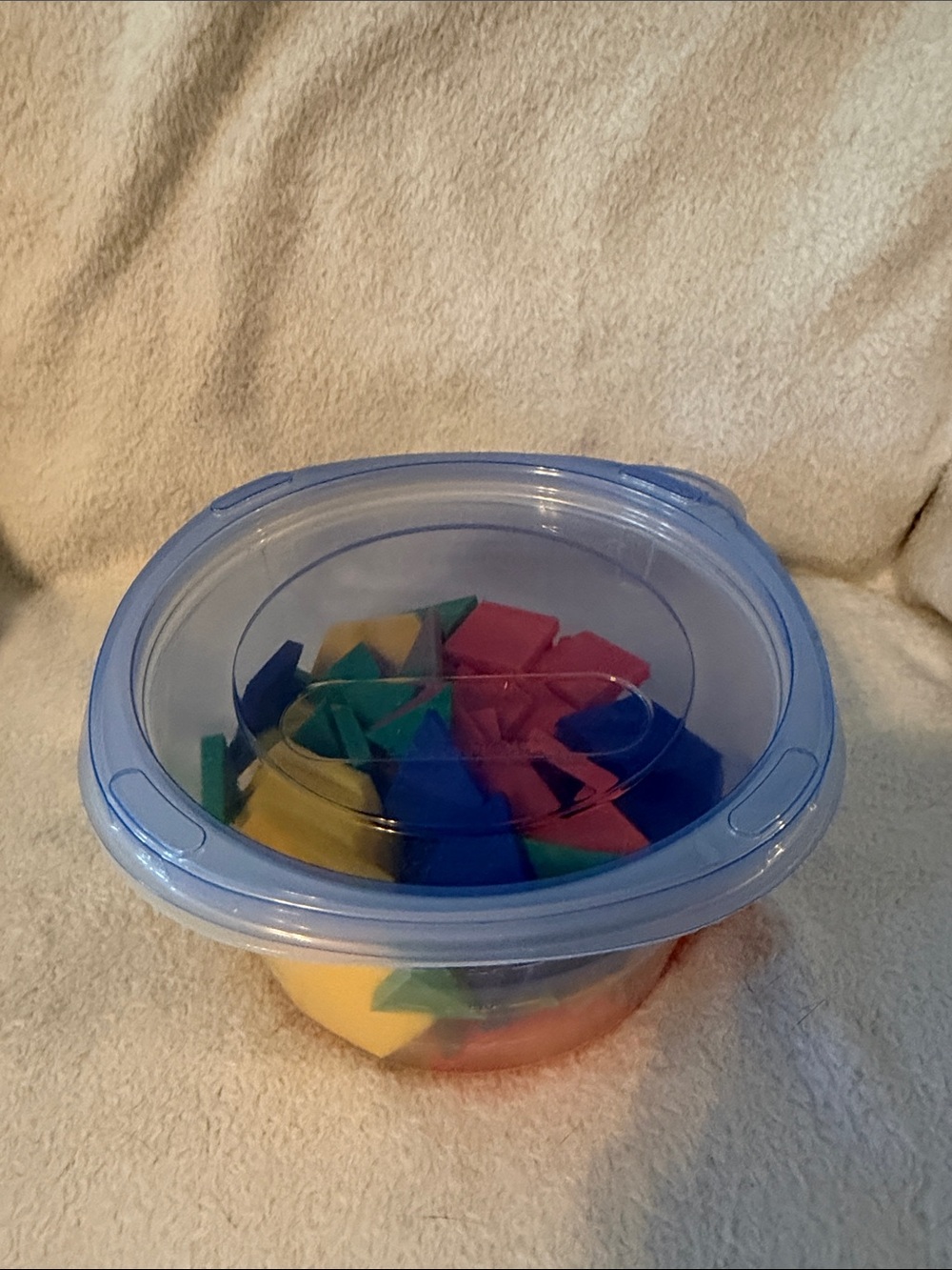 Plastic Pattern Blocks, 100 count - Picture 4 of 5